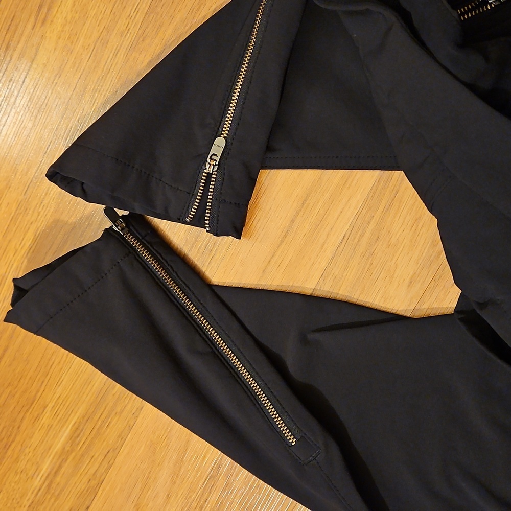 Athleta Black Pants with Zipper Details Size 12 - Picture 4 of 8